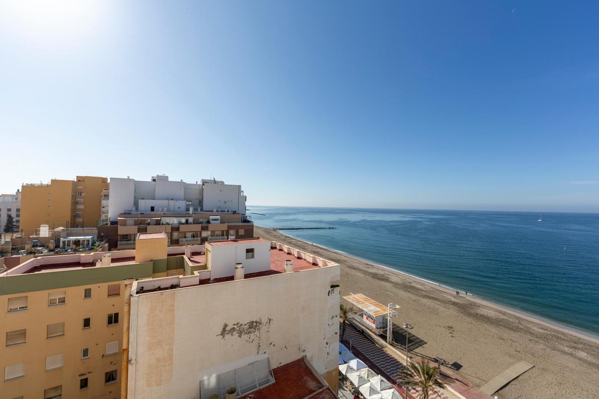 Lux&Cool Paseo Maritimo Apartment Алмерия Екстериор снимка